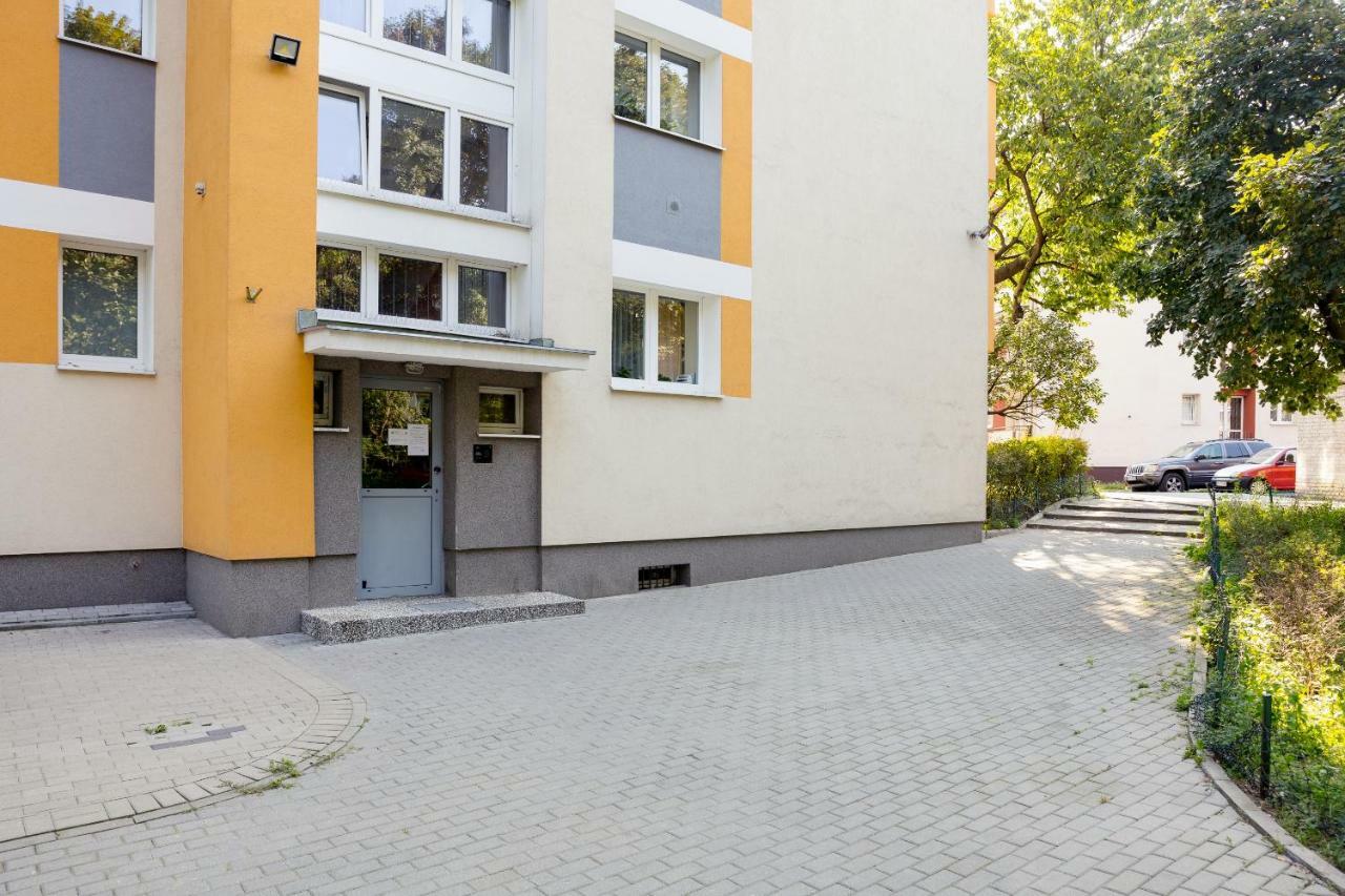 Klimatyczne Studio Metro Slodowiec Varsovia Exterior foto